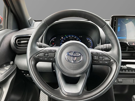 Toyota Yaris Cross 11 of 13
