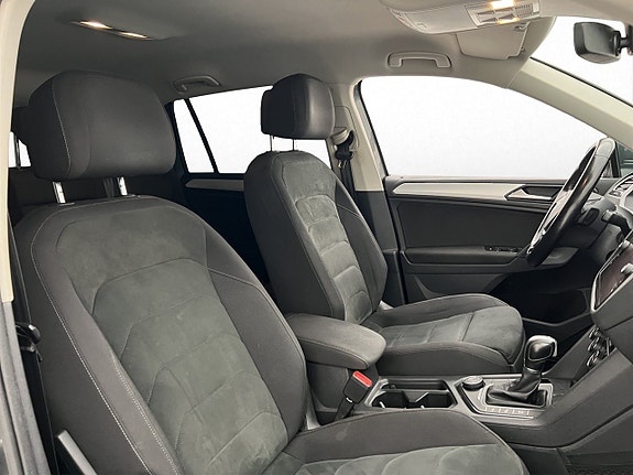 Volkswagen Tiguan 24 of 30