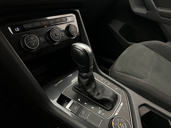 Volkswagen Tiguan 23 of 30