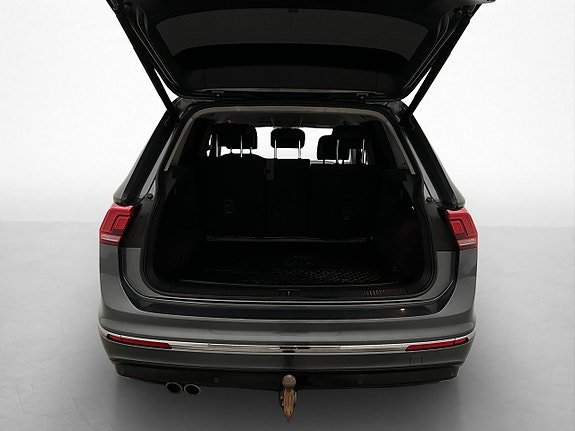 Volkswagen Tiguan 28 of 30