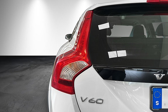 Volvo V60 Cross Country 12 of 28