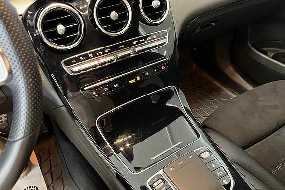 Mercedes-Benz GLC220 d 12 of 14