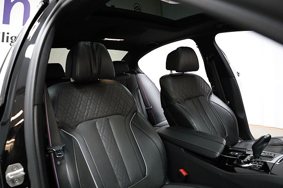 BMW M550i 19 of 26