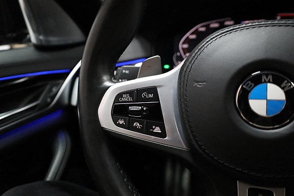 BMW M550i 23 of 26