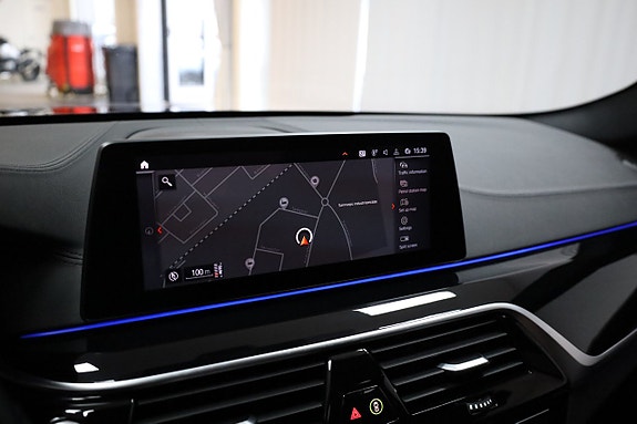 BMW M550i 26 of 26