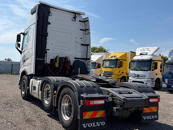 Volvo FH 500 Serie 8723 3 of 14