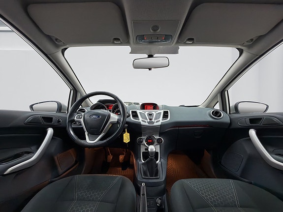 Ford Fiesta 10 of 14