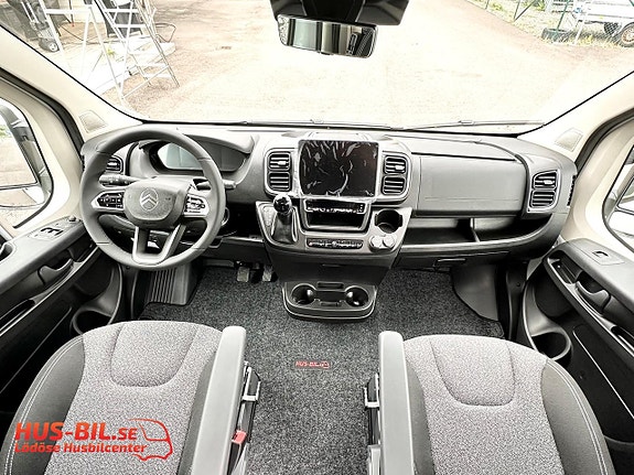 Road Car (Pössl) 640 / Solpanel / Välutrustad 13 of 22