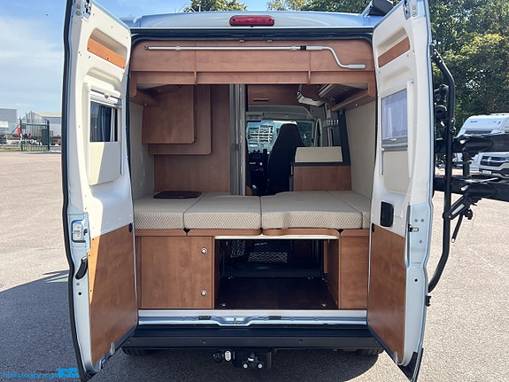Malibu Carthago VAN 600 LE * kanonskick * inverter * dragkrok * solcell 4 of 17