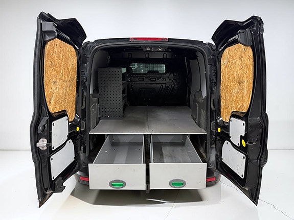 Ford Transit Connect 12 of 19