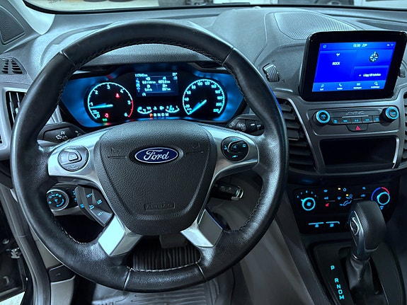 Ford Transit Connect 6 of 19