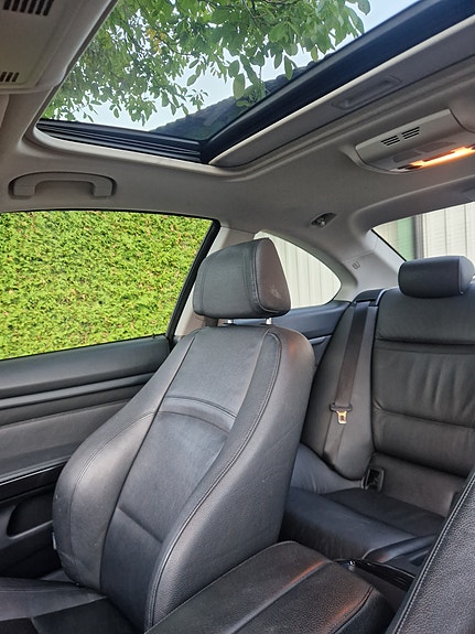 BMW 325i 7 of 8