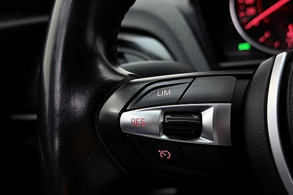 BMW 118i 18 of 29