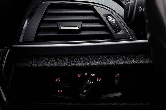 BMW 118i 27 of 29