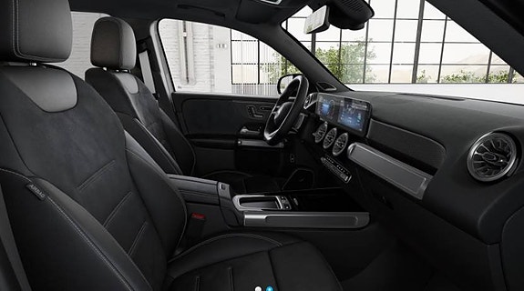 Mercedes-Benz GLB220 d 2 of 2