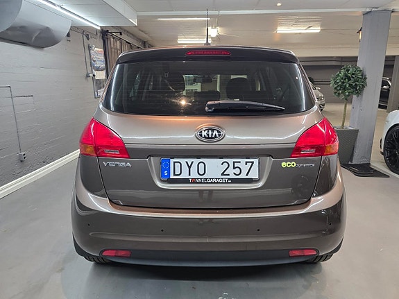 Kia Venga 6 of 11