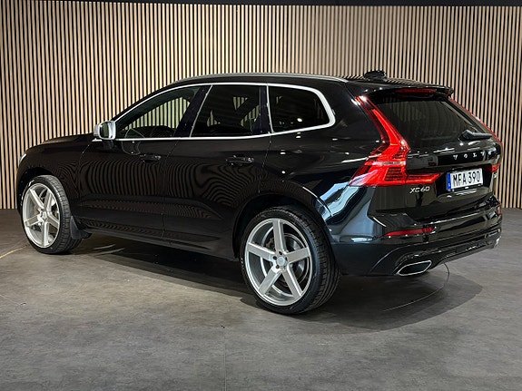 Volvo XC60 6 of 24