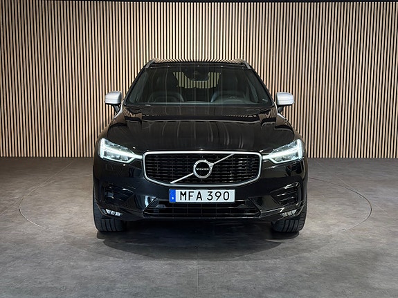 Volvo XC60 9 of 24