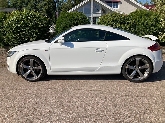 Audi TT 4 of 7