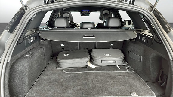 Mercedes-Benz C300 e 10 of 12