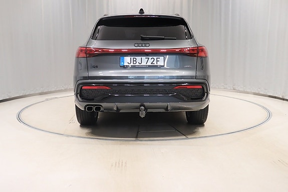 Audi Q5 5 of 11