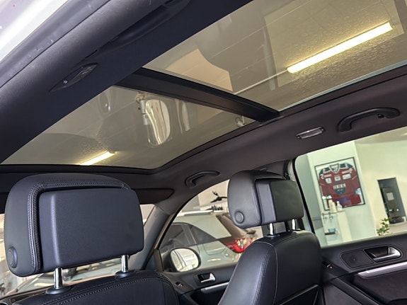 Volkswagen Tiguan 13 of 18