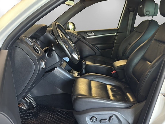 Volkswagen Tiguan 9 of 18
