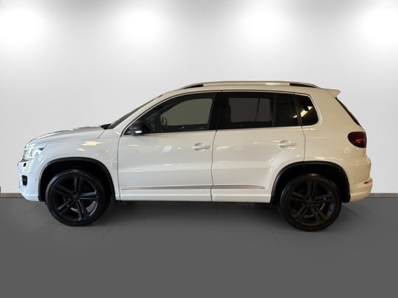Volkswagen Tiguan 2 of 18