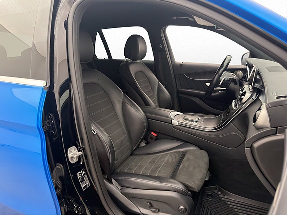 Mercedes-Benz GLC300 de 18 of 29