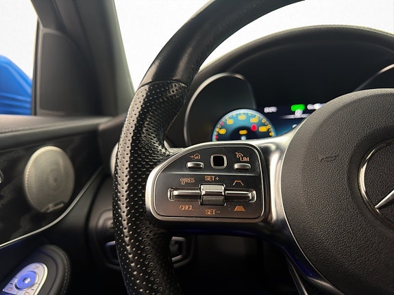 Mercedes-Benz GLC300 de 27 of 29