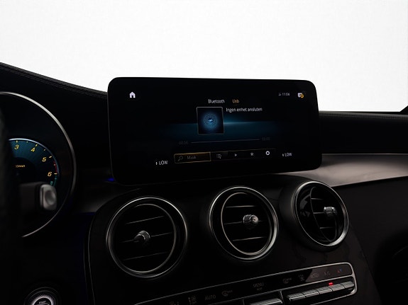 Mercedes-Benz GLC300 de 17 of 29