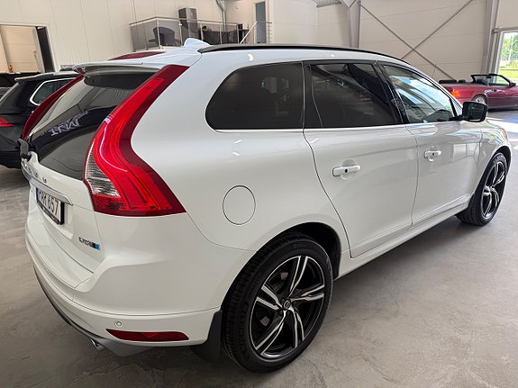 Volvo XC60 3 of 21