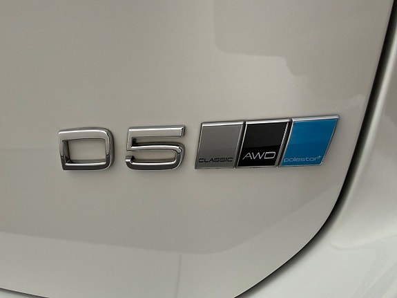 Volvo XC60 17 of 21