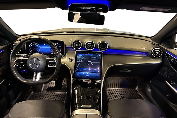 Mercedes-Benz C200 10 of 30