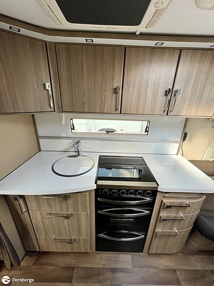Kabe ROYAL 740 TDL KS / ALDE / TOA & DUSCH BAK 11 of 21
