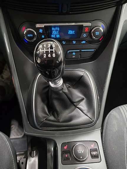 Ford C-Max 15 of 17