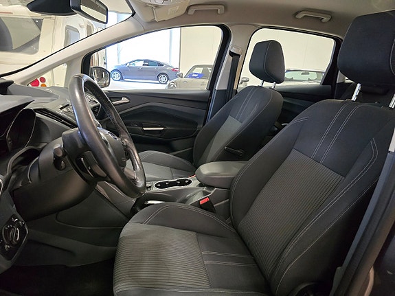 Ford C-Max 11 of 17