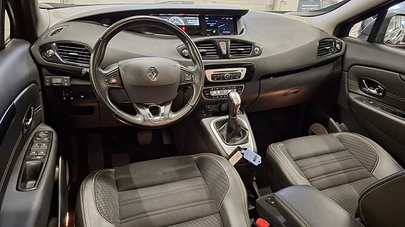Renault Grand Scenic III 2 of 23