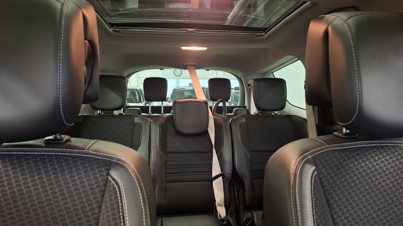 Renault Grand Scenic III 16 of 23