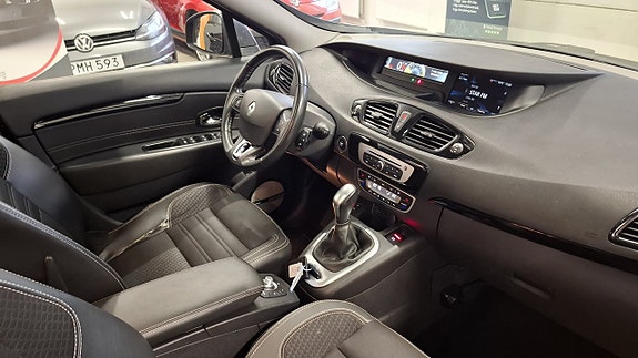 Renault Grand Scenic III 13 of 23