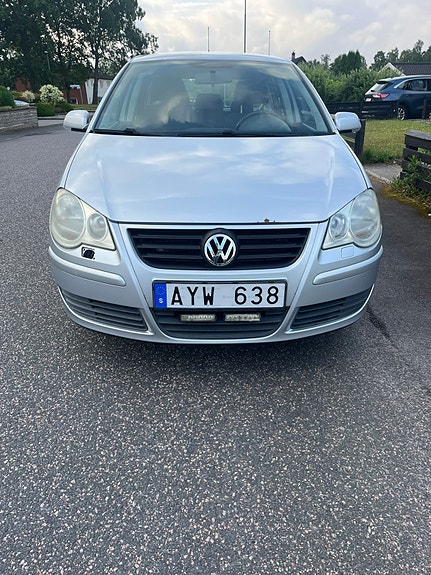 Volkswagen Polo 2 of 10