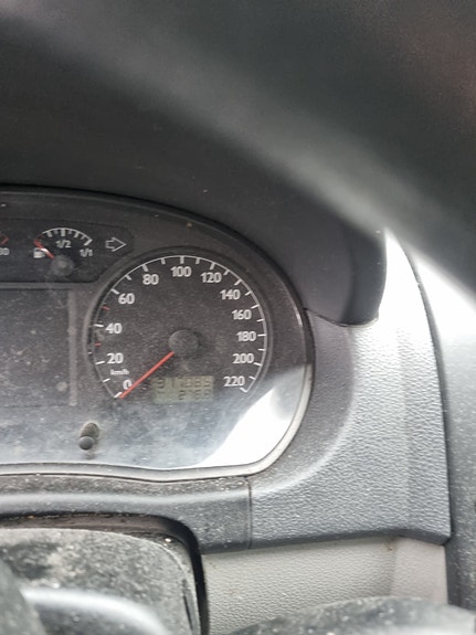 Volkswagen Polo 2 of 6