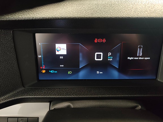 Citroen SpaceTourer 8 of 14