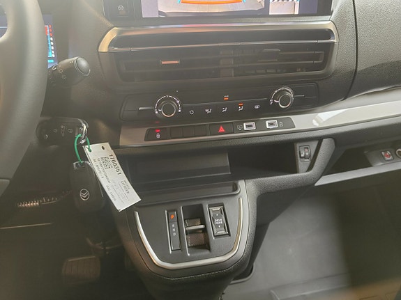 Citroen SpaceTourer 11 of 14