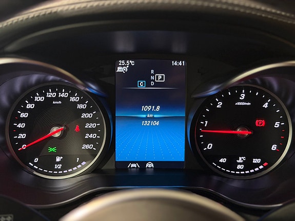 Mercedes-Benz GLC220 d 20 of 26