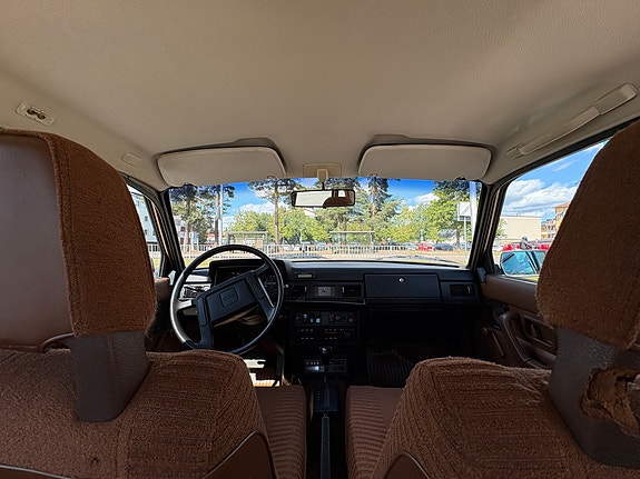 Volvo 244 7 of 10