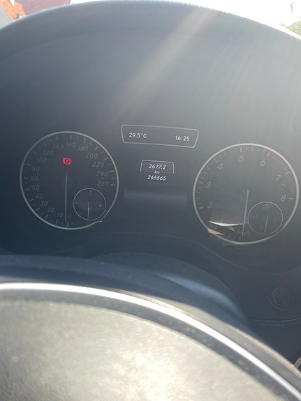 Mercedes-Benz A180 9 of 9