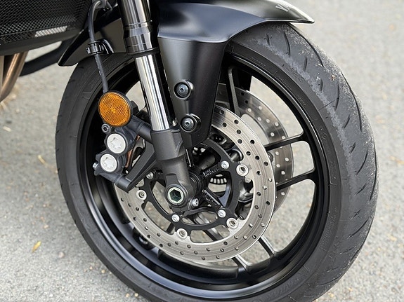 Yamaha MT-09 Helsystem / Utrustad / 284MIL 13 of 14