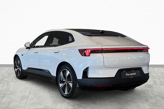 Polestar 4 8 of 25