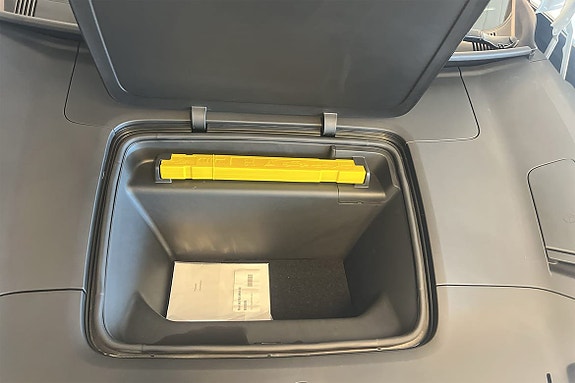 Polestar 4 25 of 25